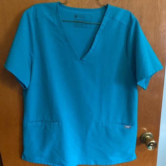 Scrubs top and bottom - Picture 7 of 9